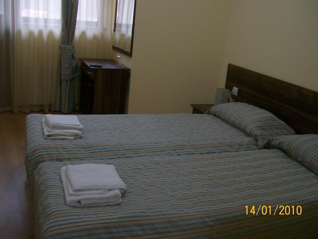 Hera Guest House Chiflik Room photo